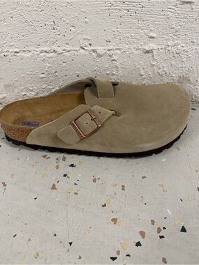 Birkenstock Men’s Suede Clog - Taupe narrow fit